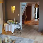 La Maison Du Petit Hutin